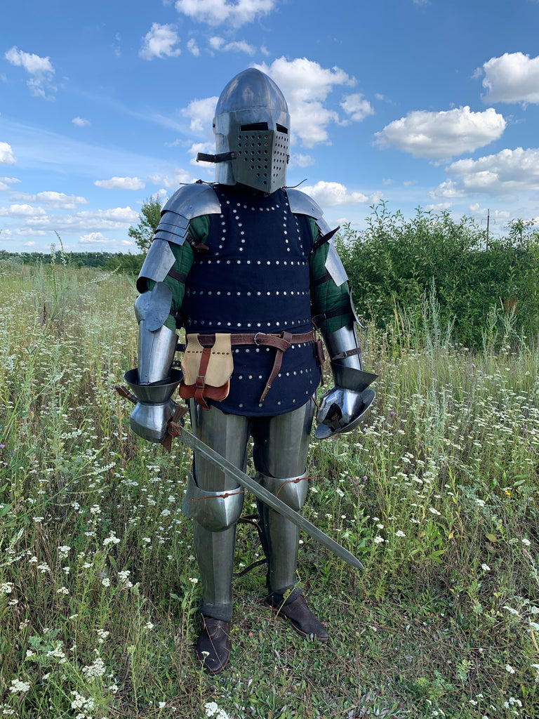 Simple armor set “Georg” (tempered steel) – Master Uley