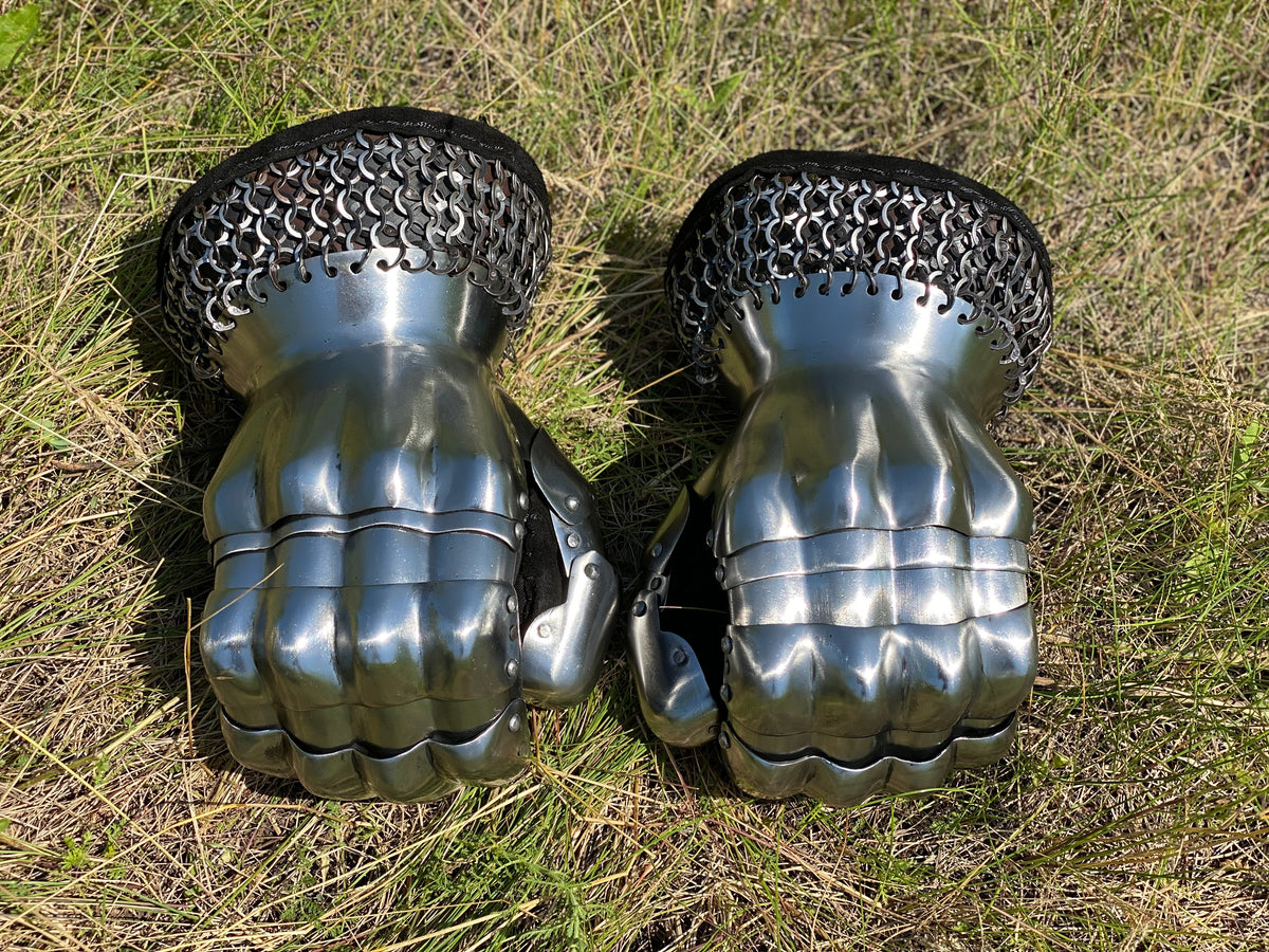 Khorasan gauntlets type 2 – Master Uley