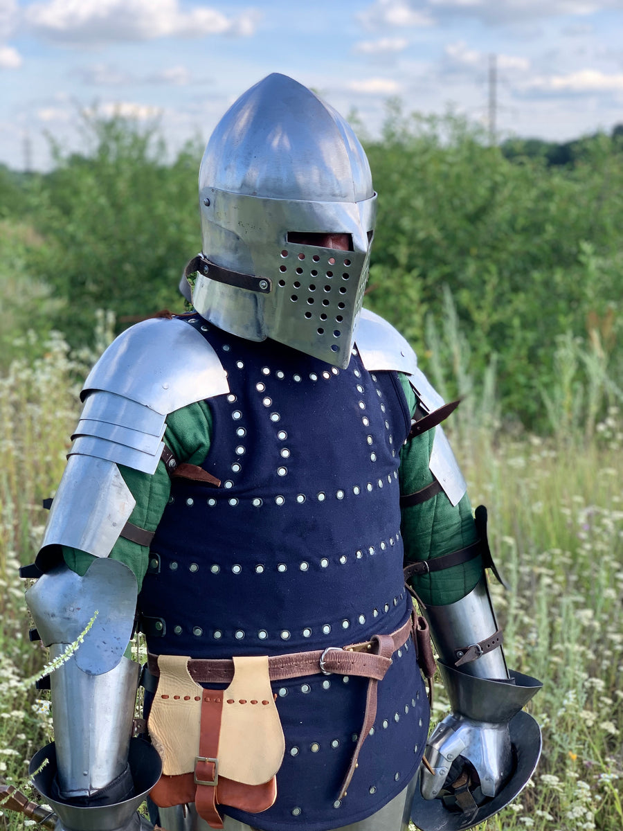 Simple helmet “Georg” – Master Uley