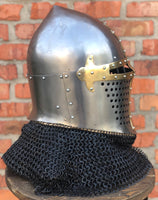 Helmet "Cubelhelm". (ROA 1338)