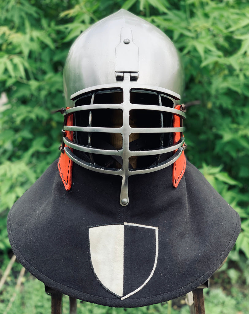 Heraldic bacinet Wolf ribs – Master Uley